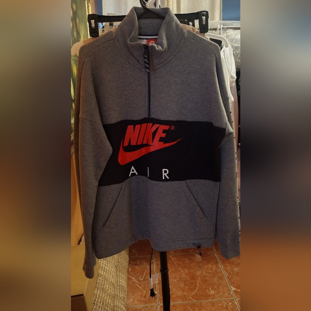 Men Nike sweatshirt